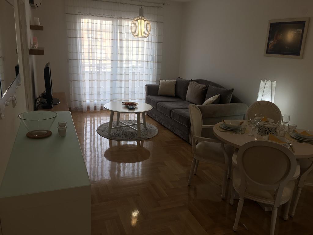 Apartment Posejdon Βελιγράδι Εξωτερικό φωτογραφία
