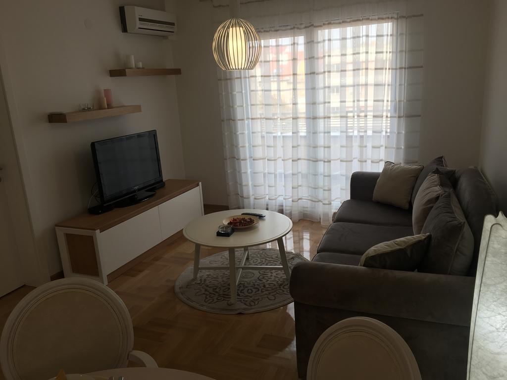 Apartment Posejdon Βελιγράδι Εξωτερικό φωτογραφία