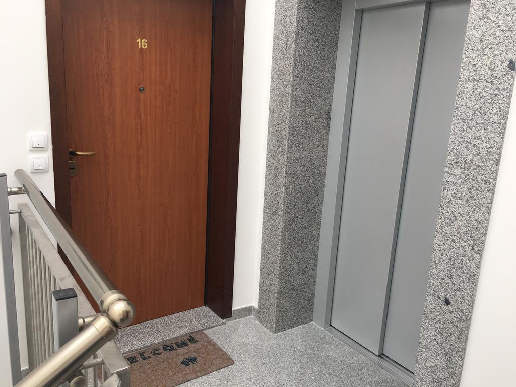 Apartment Posejdon Βελιγράδι Εξωτερικό φωτογραφία